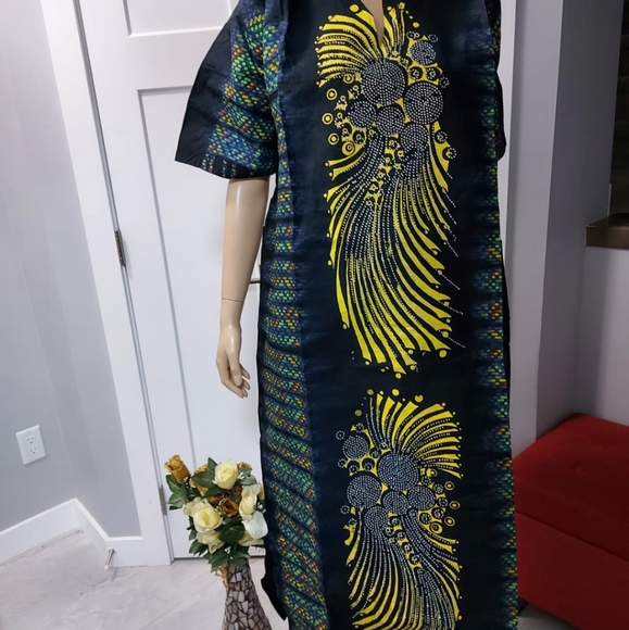 Africa Silk Adire Caftan - Picture 12 of 16